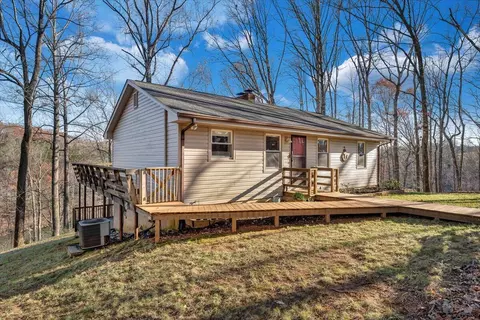 291 Lynville Dr, Hardy, VA 24101