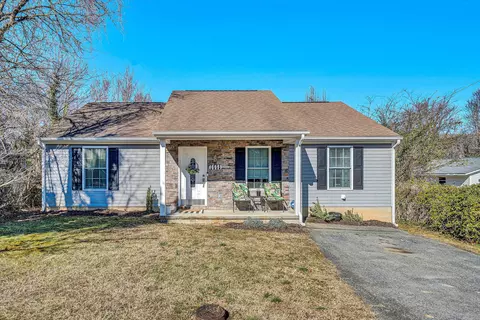 3715 Melcher St SE, Roanoke, VA 24014