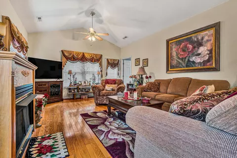 1970 Millbridge Rd, Salem, VA 24153 photo 13