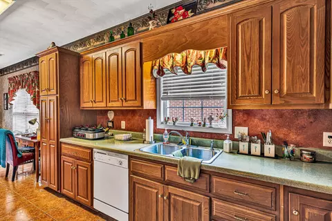 1970 Millbridge Rd, Salem, VA 24153 photo 8