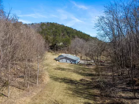 5679 Berry Patch Ln, Elliston, VA 24087 photo 42