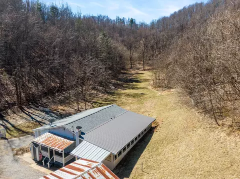 5679 Berry Patch Ln, Elliston, VA 24087 photo 40