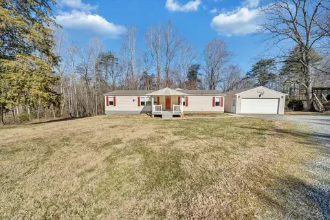 2702 Jubal Early Hwy, Boones Mill, VA 24065