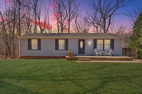 1127 Coolbrook Rd, Bedford, VA 24523