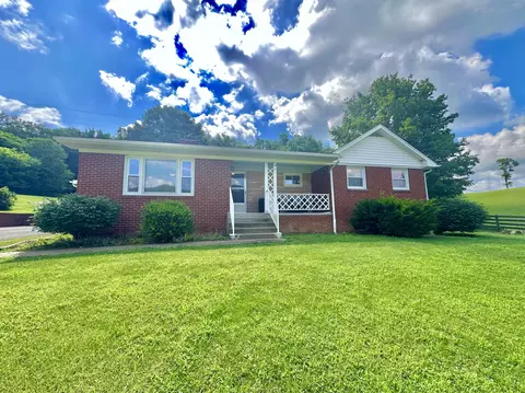 950 Sam Snead Hwy, Hot Springs, VA 24445