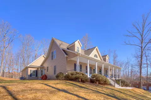 915 Coalwood Way, Blacksburg, VA 24060
