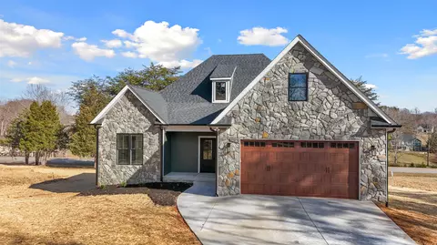 105 Peach Tree Ct, Huddleston, VA 24104