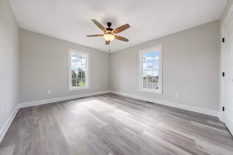 Bedroom - 1211 Mill Iron Rd, Goodview, VA 24095 photo 4 of 5