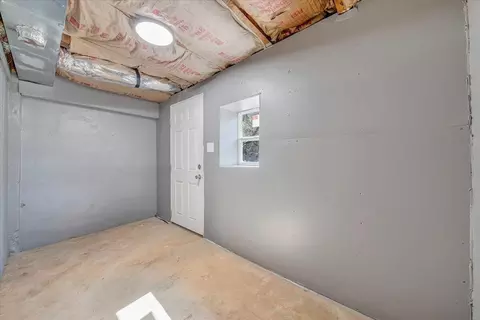 Other - 2214 Brookside Ln SE, Roanoke, VA 24014 photo 10 of 15