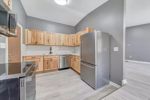 Kitchen - 2214 Brookside Ln SE, Roanoke, VA 24014 photo 1 of 3