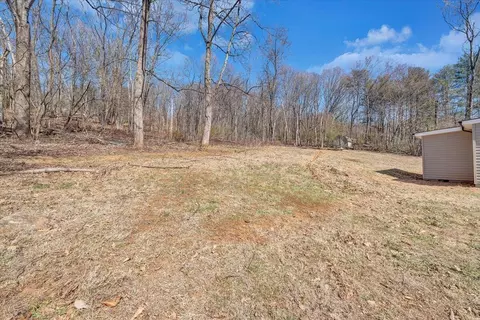 Exterior - 2214 Brookside Ln SE, Roanoke, VA 24014 photo 14 of 17