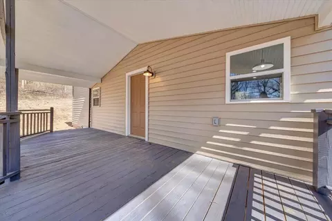 Exterior - 2214 Brookside Ln SE, Roanoke, VA 24014 photo 3 of 17