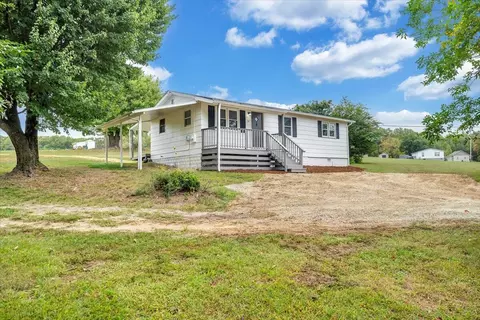 39 Daisy Hill Ln, Rocky Mount, VA 24151