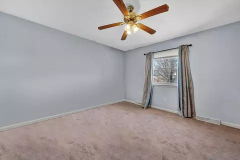 Bedroom - 616 Two Tree Ln NE, Roanoke, VA 24019 photo 3 of 3