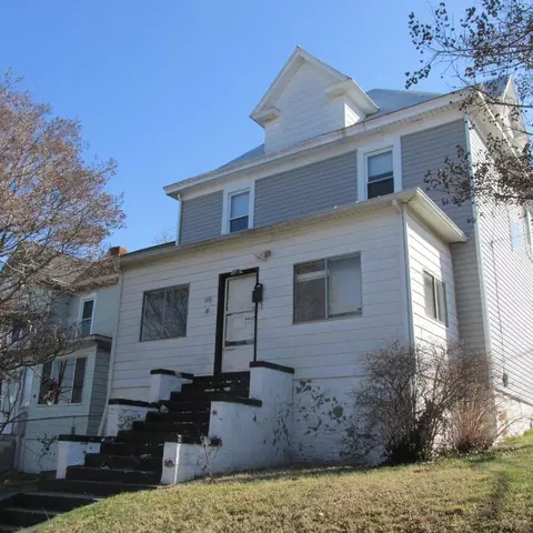 820 6th St SE, Roanoke, VA 24013
