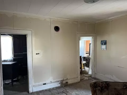 Other - 321 E Pine St, Covington, VA 24426 photo 2 of 6