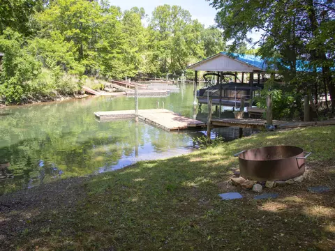 Exterior - 281 Waterlocked Rd, Penhook, VA 24137 photo 12 of 12