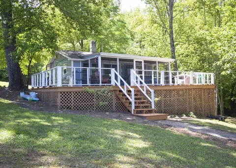 Exterior - 281 Waterlocked Rd, Penhook, VA 24137 photo 10 of 12