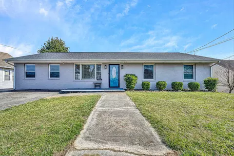 2311 Moir St NE, Roanoke, VA 24012