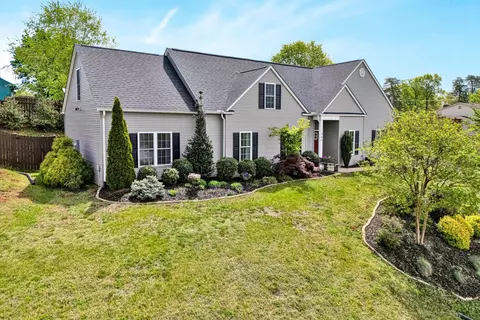 700 Bradford Cir, Salem, VA 24153