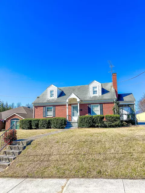 123 Green St, Salem, VA 24153