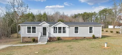 320 Saddle Rd, Danville, VA 24541