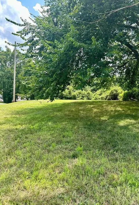 202 Patton Ave NW, Roanoke, VA 24016
