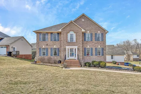 1343 Millers Landing Cir, Roanoke, VA 24019