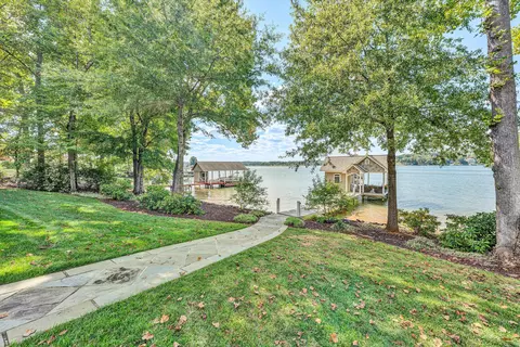 Exterior - 405 Island View Dr, Penhook, VA 24137 photo 18 of 22