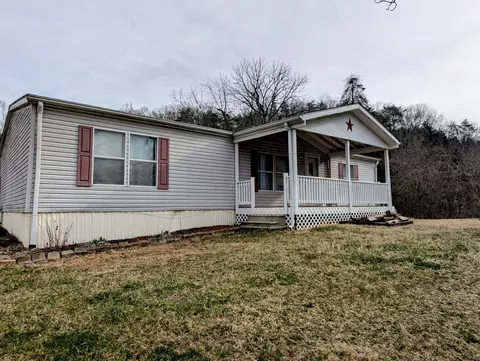 1541 Hurst Rd, Shawsville, VA 24162