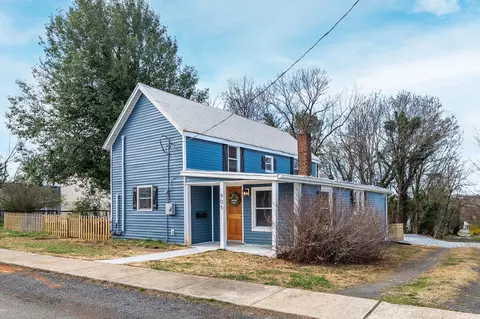 905 Judd St, Bedford, VA 24523