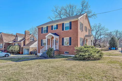 1672 Brandon Ave SW #A & B, Roanoke, VA 24015