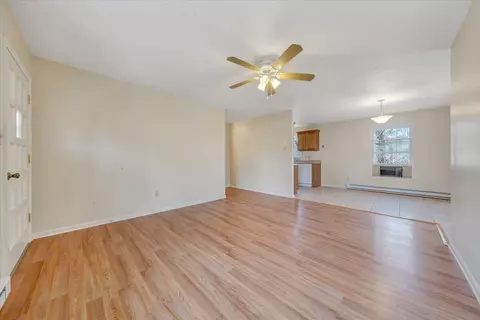 324 Longview Ct, Pulaski, VA 24301 photo 3