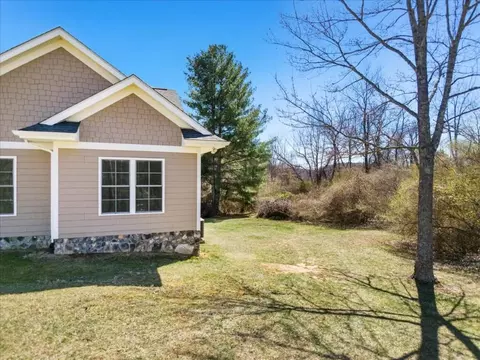 Exterior - 4030 Old Baltimore Rd, Draper, VA 24324 photo 13 of 41