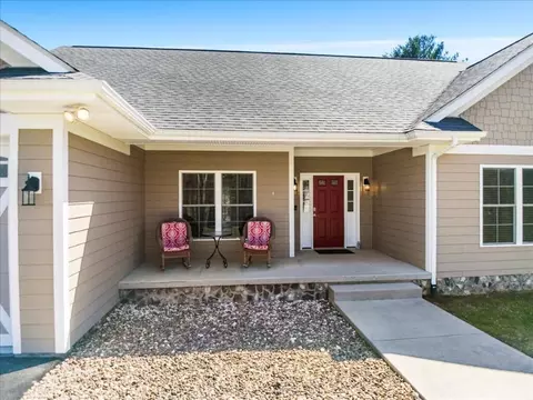 Exterior - 4030 Old Baltimore Rd, Draper, VA 24324 photo 4 of 41