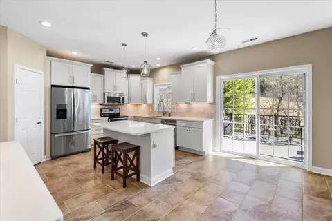 Kitchen - 4030 Old Baltimore Rd, Draper, VA 24324 photo 2 of 8