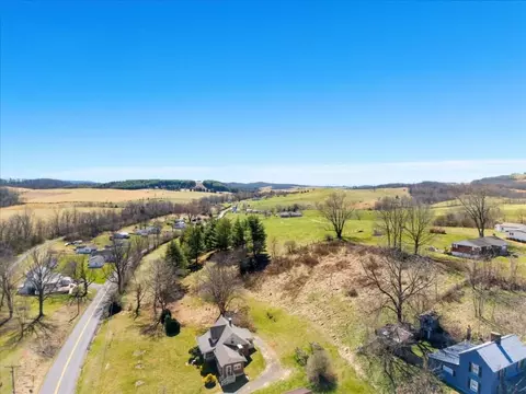 View/Area - 4030 Old Baltimore Rd, Draper, VA 24324 photo 11 of 13
