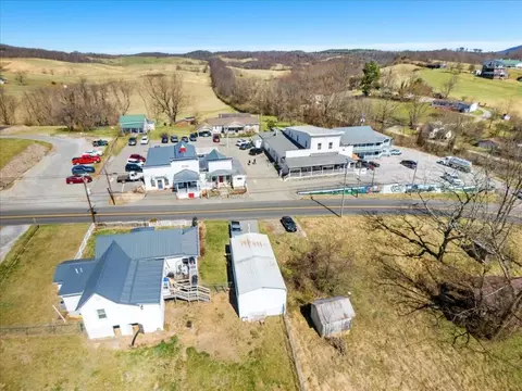 View/Area - 4030 Old Baltimore Rd, Draper, VA 24324 photo 8 of 13
