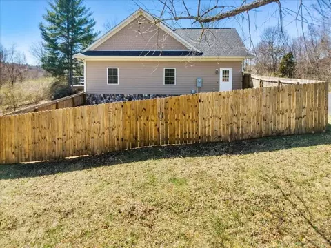 Exterior - 4030 Old Baltimore Rd, Draper, VA 24324 photo 24 of 41