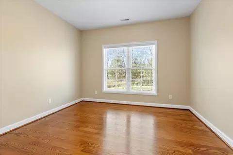 Bedroom - 4030 Old Baltimore Rd, Draper, VA 24324 photo 2 of 8