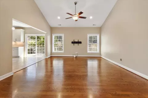 Living - 4030 Old Baltimore Rd, Draper, VA 24324 photo 4 of 9
