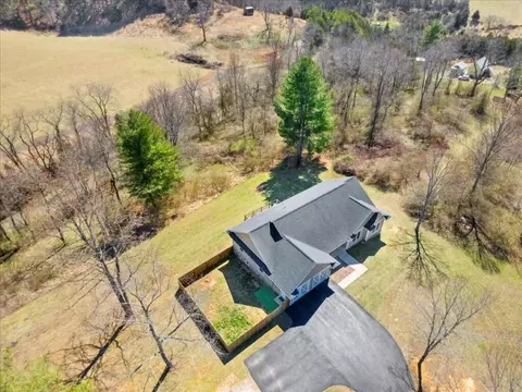 View/Area - 4030 Old Baltimore Rd, Draper, VA 24324 photo 1 of 13