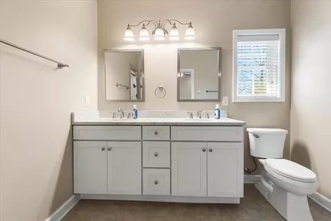 Bath - 4030 Old Baltimore Rd, Draper, VA 24324 photo 1 of 6