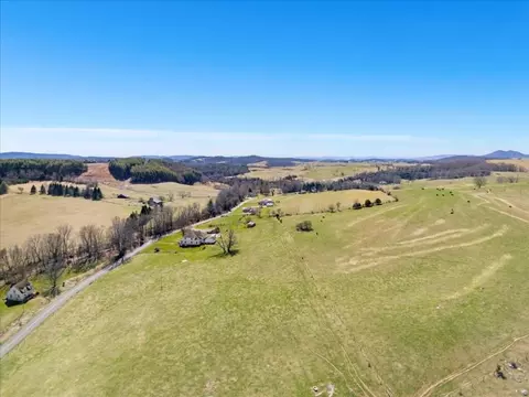 View/Area - 4030 Old Baltimore Rd, Draper, VA 24324 photo 12 of 13
