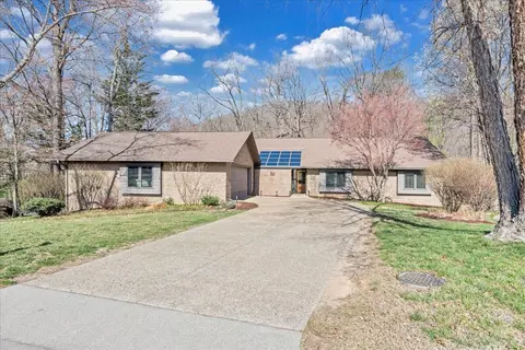 2498 Wolf Run, Vinton, VA 24179