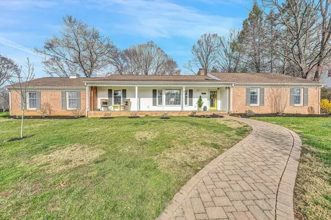 3717 Dogwood Ln SW, Roanoke, VA 24015