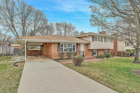 2927 Tully Dr, Roanoke, VA 24019