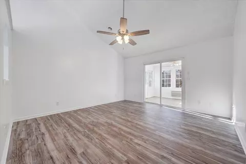 3350 Springtree Dr NE, Roanoke, VA 24012 photo 9