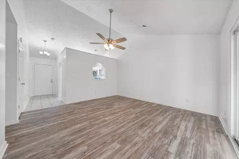 3350 Springtree Dr NE, Roanoke, VA 24012 photo 13
