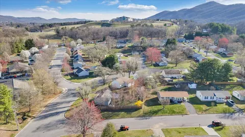 3350 Springtree Dr NE, Roanoke, VA 24012 photo 41